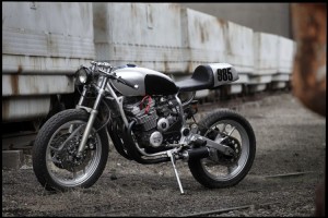 Custom Yamaha Xj600 Pimmel Messer