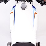 custom yamaha rd400 cafe racer moto hangar