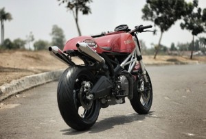 ducati monster 795